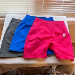 3 Gym Reapers Scrunch INFINITY SHORTS  Size XS Pink Gray Royal Blue